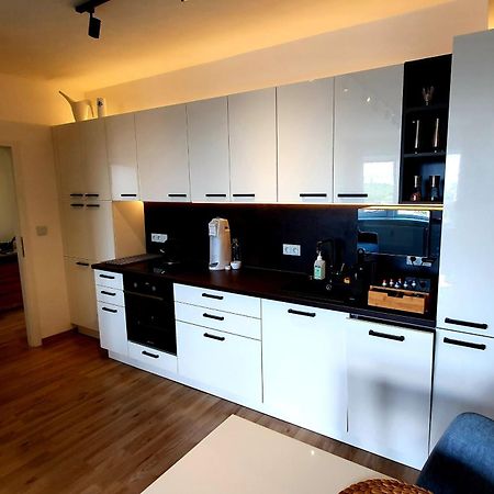 Luxury Apartment Vbloku Прага Экстерьер фото